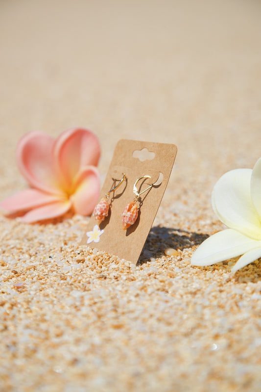 Punctured Miter Huggies